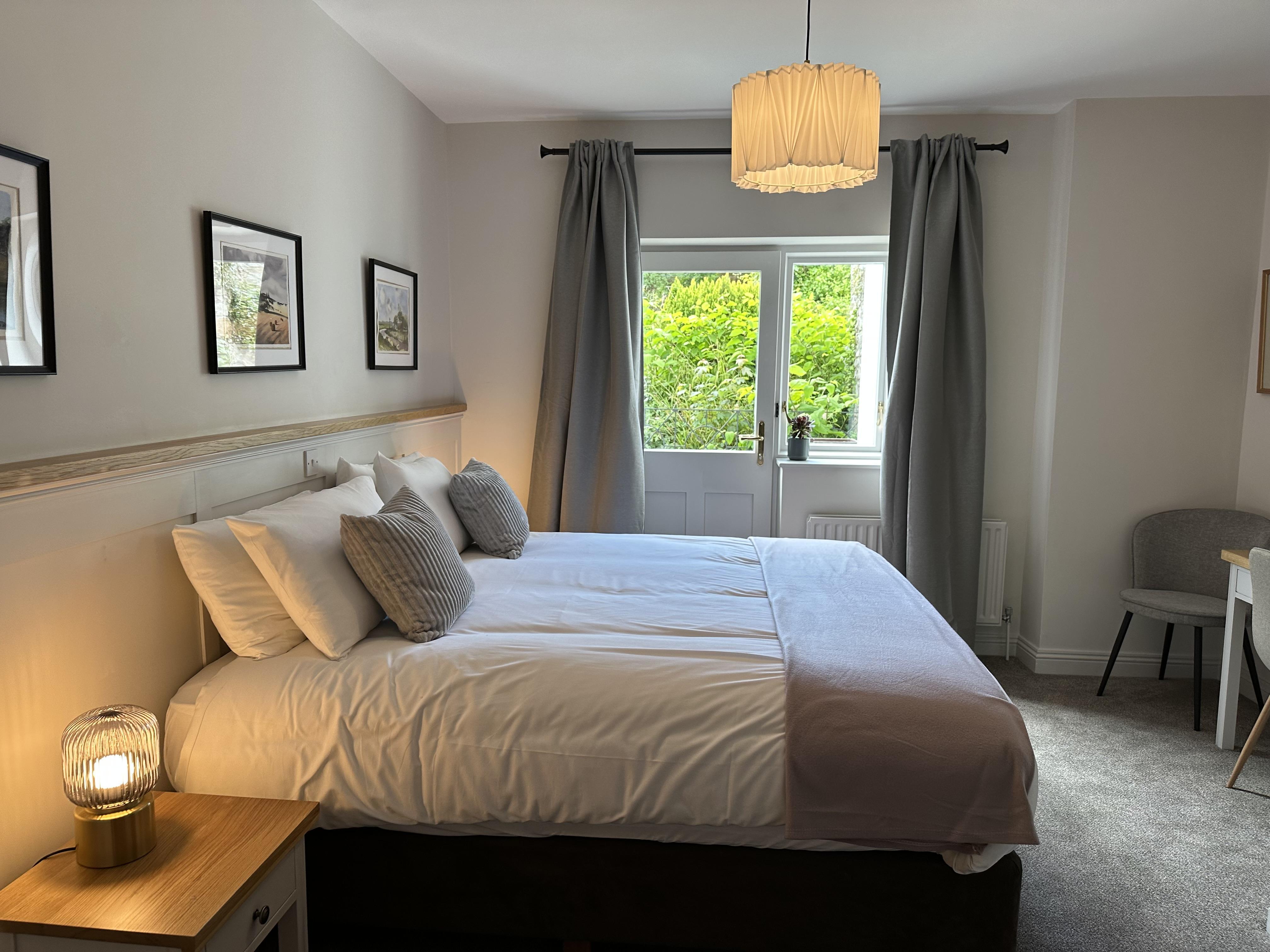 Eldon'S Bed & Breakfast ราวด์สโตน ภายนอก รูปภาพ